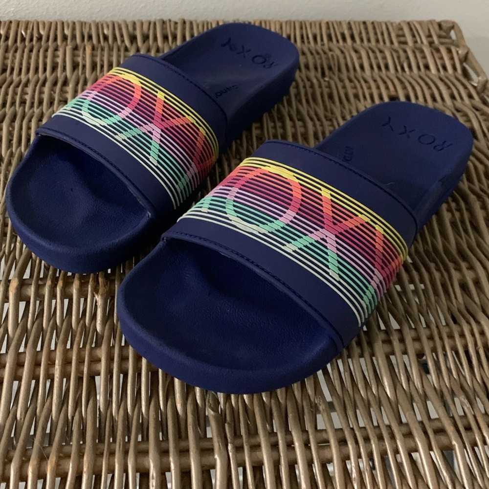Roxy sandals